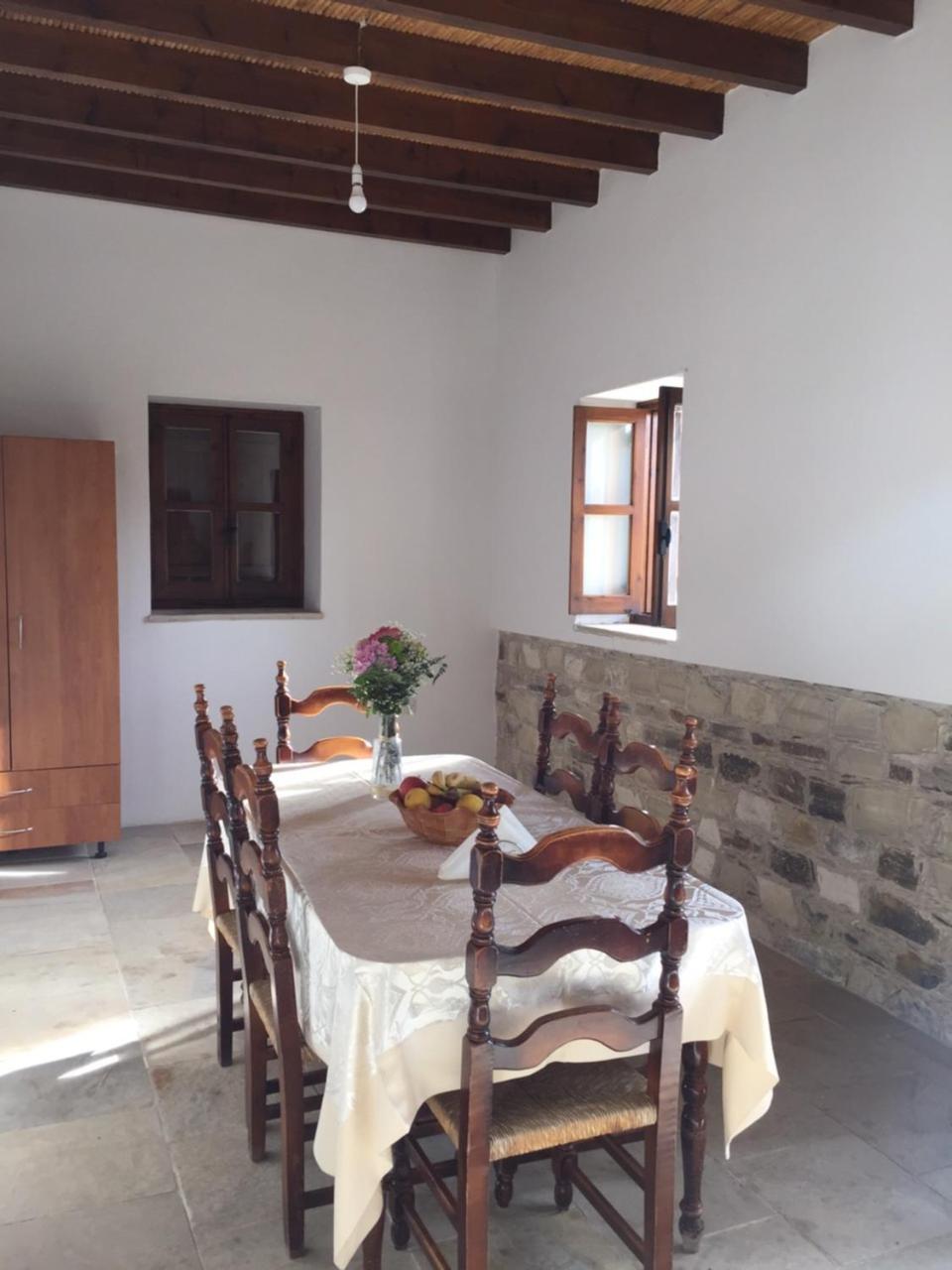 Charoullas Traditional Mansion Villa Alaminos ภายนอก รูปภาพ