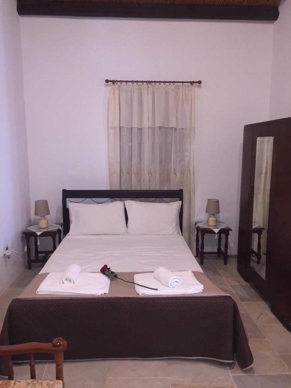 Charoullas Traditional Mansion Villa Alaminos ภายนอก รูปภาพ